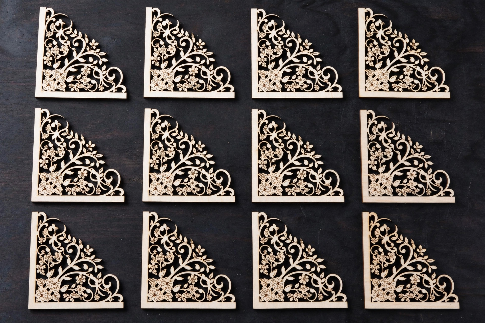 Floral Corner Ornaments — 20 Pack